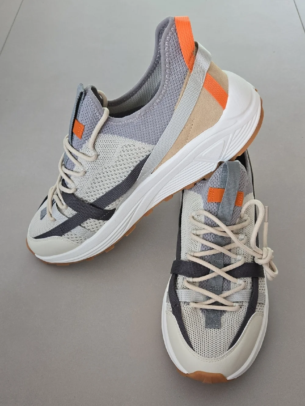 NWT! G-West Men's Lightweight Trail Sneakers in Beige & Gray Size 12